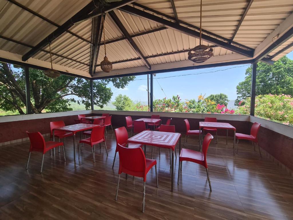 Shared spaces at Shalgar Villa homestay near Kaas Plateau, Satara, view 2